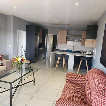 Fa'Trez Guest House&Spa Pretoria-Noord Extérieur photo