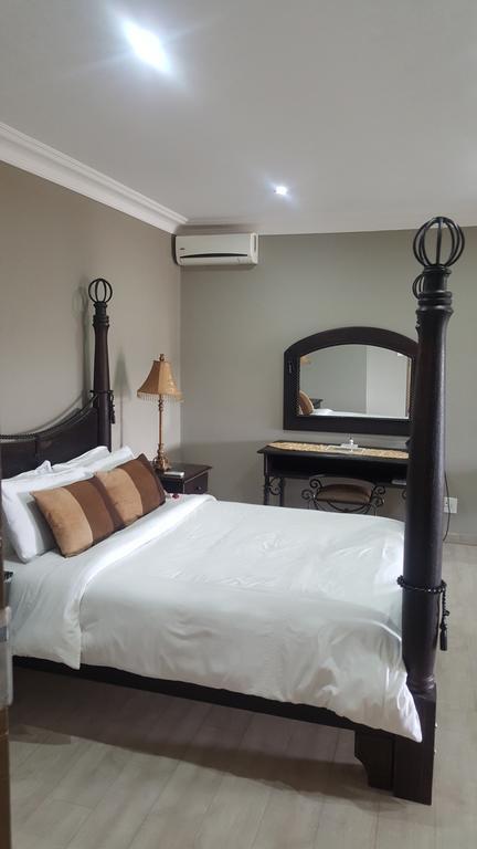 Fa'Trez Guest House&Spa Pretoria-Noord Extérieur photo