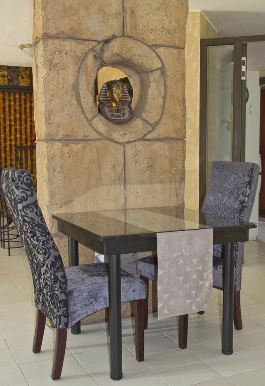 Fa'Trez Guest House&Spa Pretoria-Noord Extérieur photo