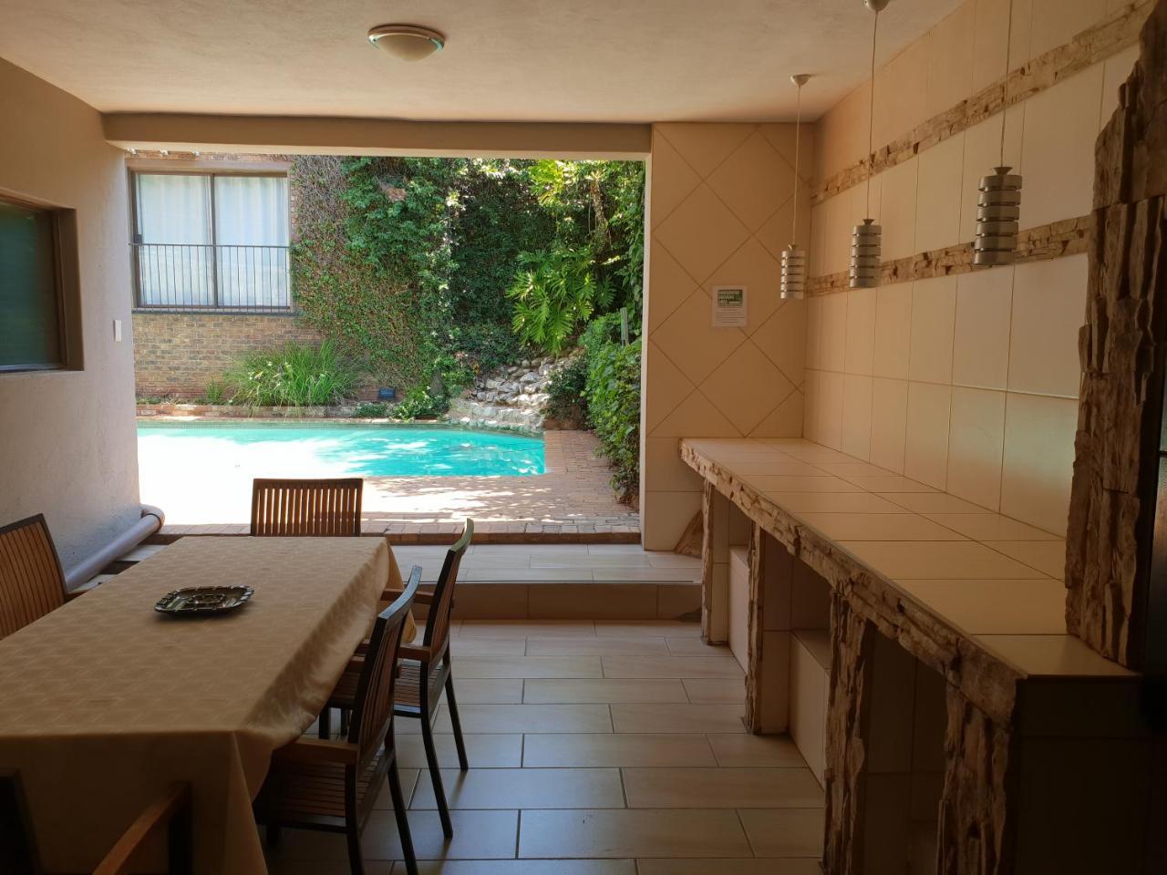 Fa'Trez Guest House&Spa Pretoria-Noord Extérieur photo