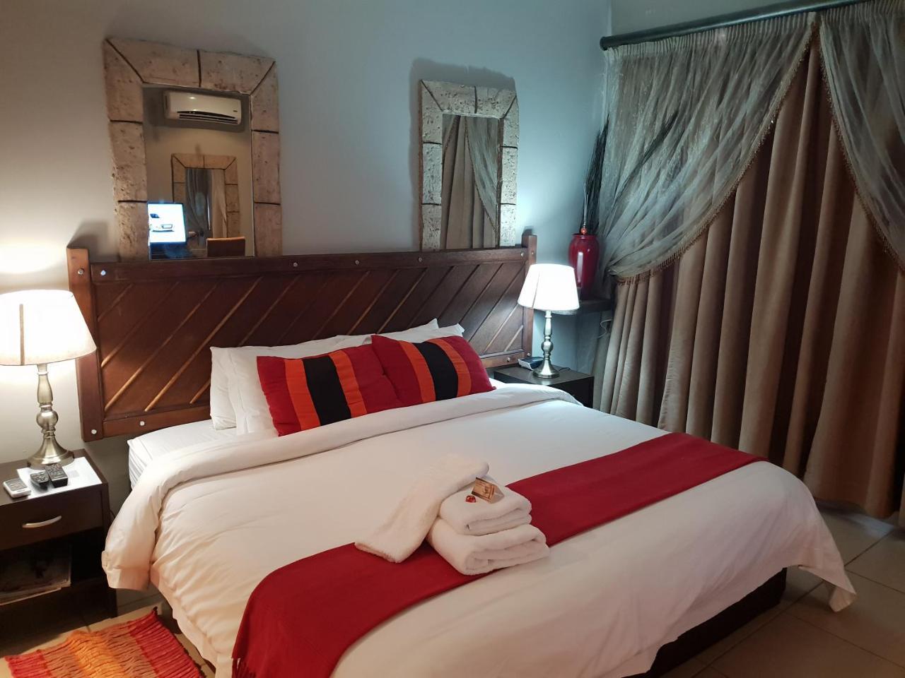 Fa'Trez Guest House&Spa Pretoria-Noord Extérieur photo