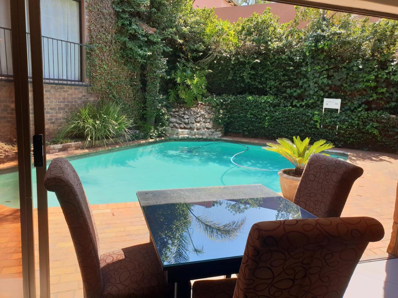 Fa'Trez Guest House&Spa Pretoria-Noord Extérieur photo